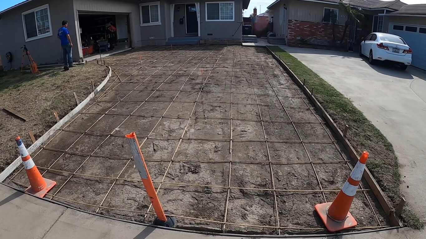 Driveway preparation with rebar reinforcement in Lincoln, CA